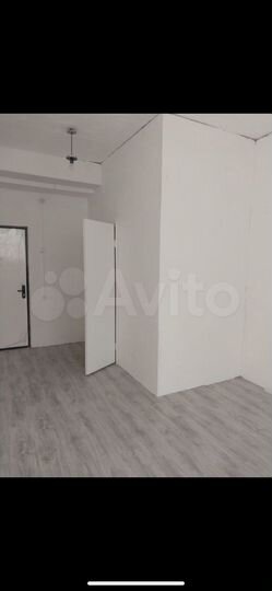 Комната 23 м² в > 9-к., 1/5 эт.