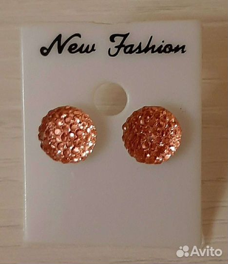 Серьги (гвоздики)