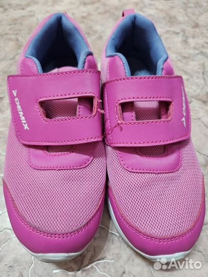 Кроссовки для девочки 33 размер demix