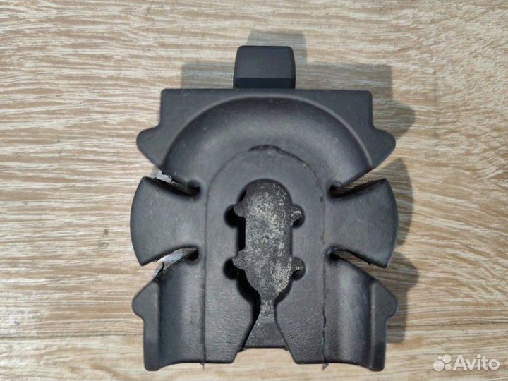 Подушка радиатора Bmw X5 Рест E70 рест N55B30 2010