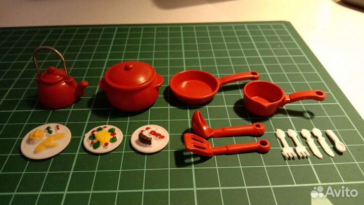 Игрушечная мебель