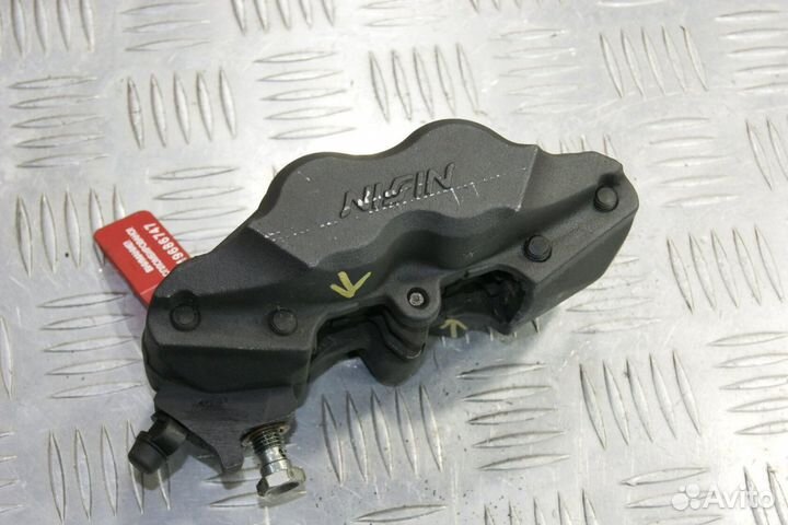 Суппорт передний левый Honda CBR900RR, 919, SC33