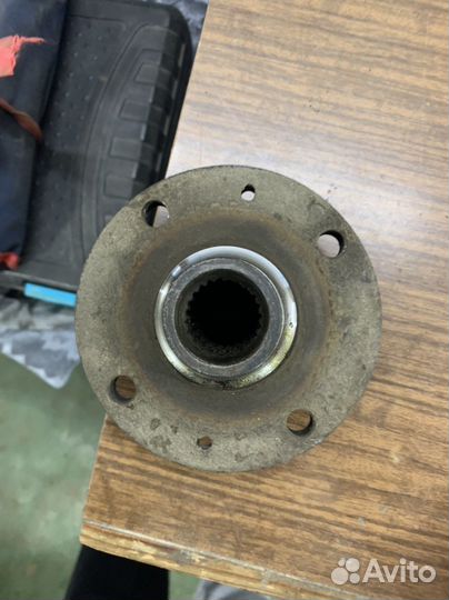 Передняя ступица Renault megane 2