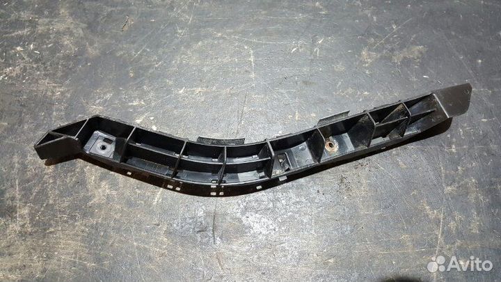 Кронштейн бампера Subaru Forester SG9 EJ255 2007