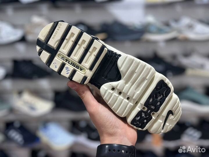 Кроссовки Nike Stussy