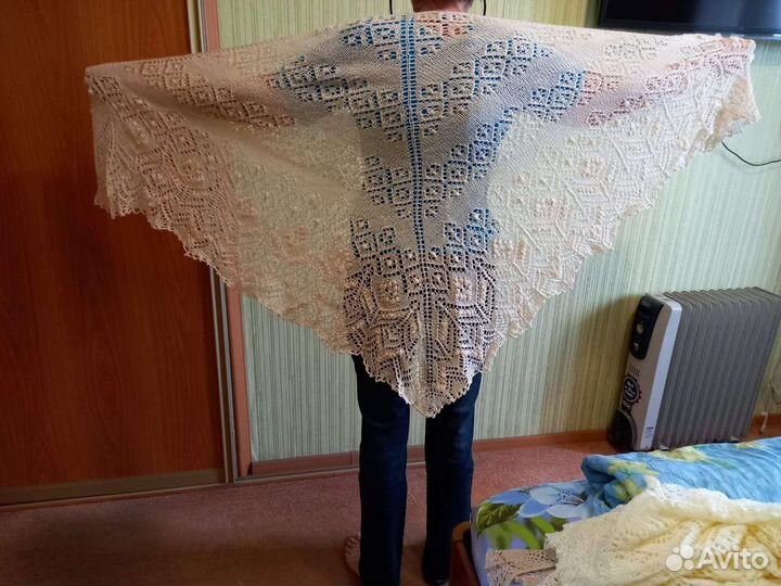 Платок ручной работы