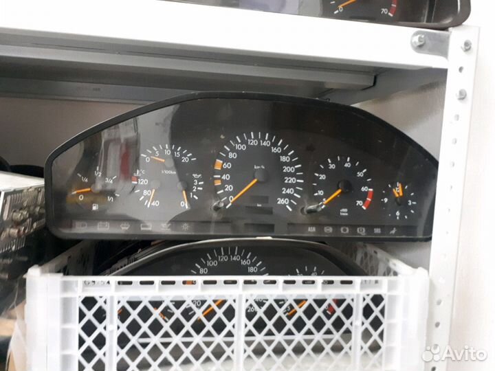 Щиток приборов Мерседес W140