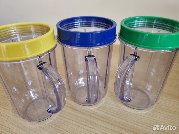 Пластиковые стаканы с ручкой, цена за 4 штуки