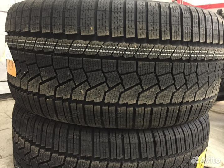 Continental ContiWinterContact TS 860S 275/40 R22