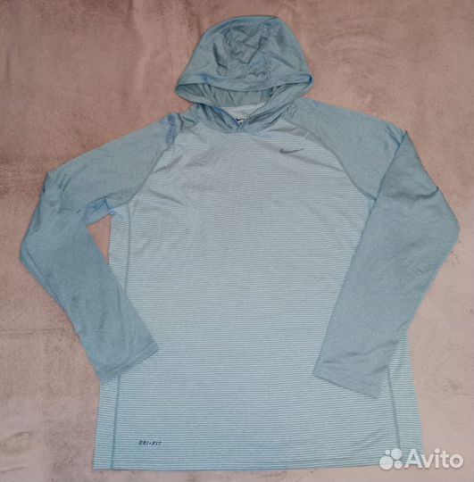 Лонгслив nike с капюшоном
