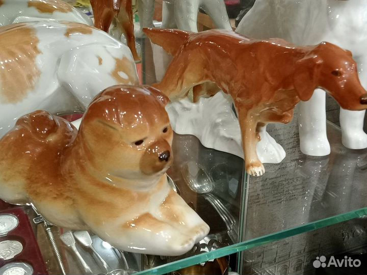 Фарфоровые статуэтки лфз собаки