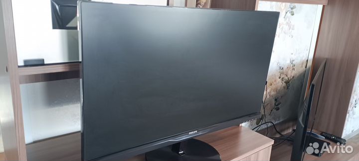 Монитор philips