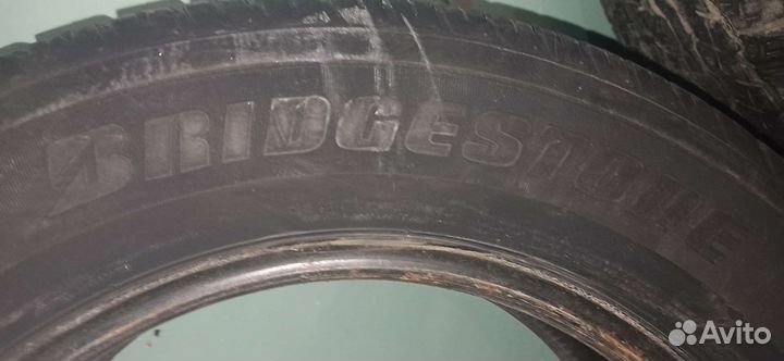 Bridgestone Dueler H/T 687 225/65 R17 101H