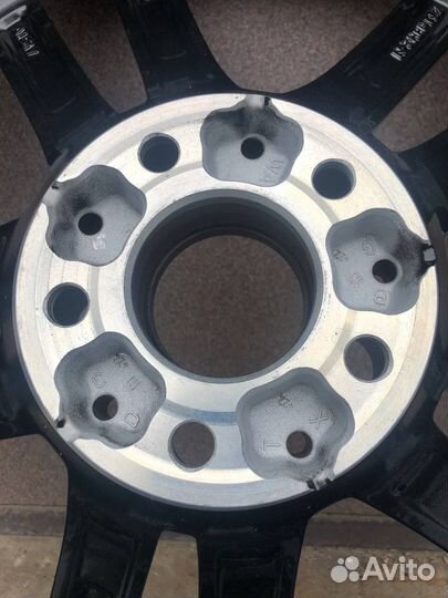 Mercedes С W206 новые 18 колеса зима оригинал