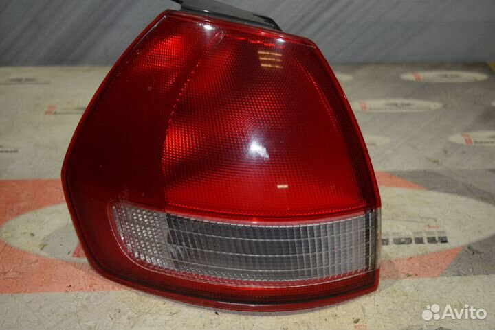 Стоп лево c Nissan Wingroad WFY11 QG15DE