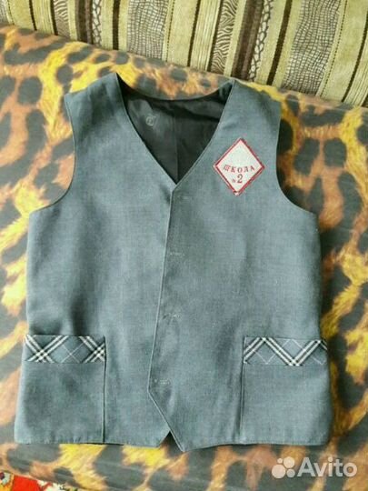 Школьный жилет на мальчика