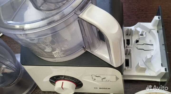 Кухонный комбайн Bosch MCM4100 800 Вт