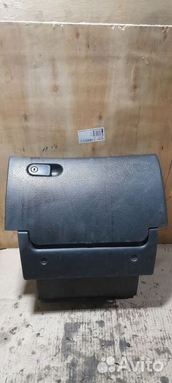 Бардачок вектра б