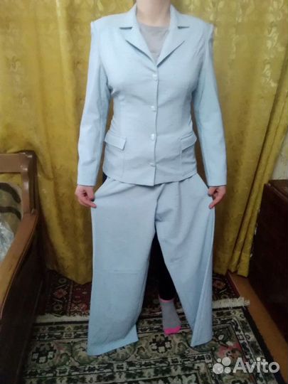 Костюм брючный