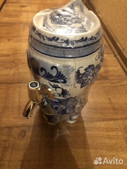 Чайник-самовар с чашками (новый)