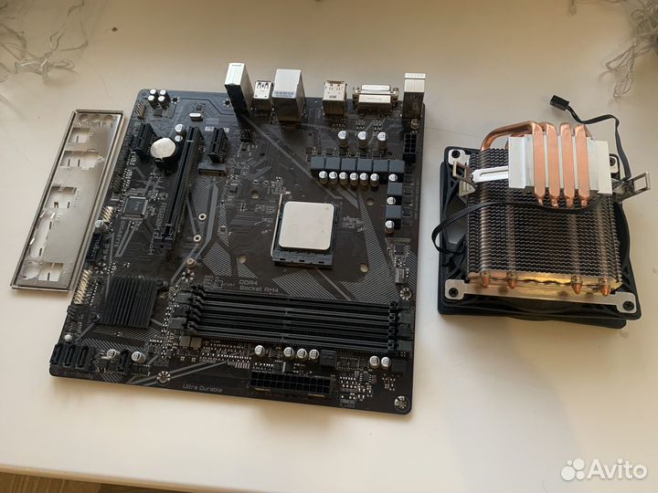 Комплект gigabyte a520m + процессор ryzen 3 3100