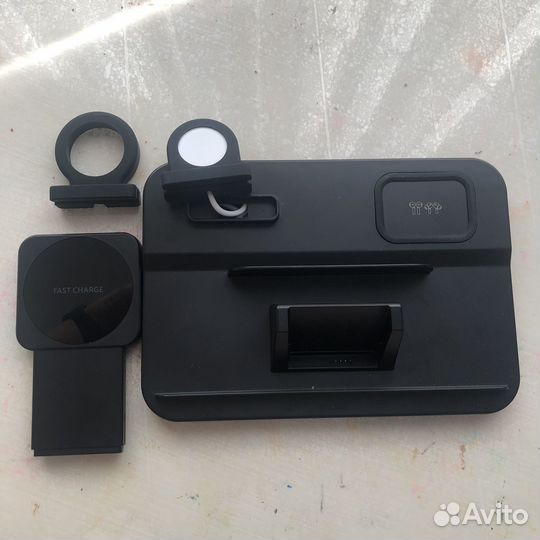 Док станция для iPhone