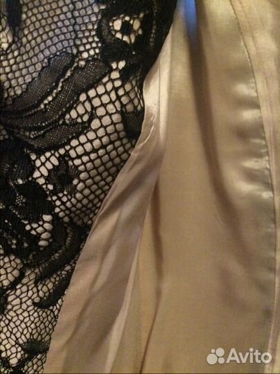 Женский костюм