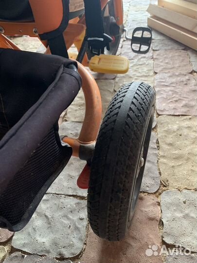 Детский велосипед с ручкой