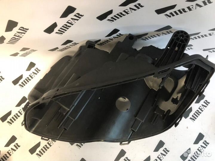 Левый корпус фары Mercedes-Benz GLK x204 2008-2012