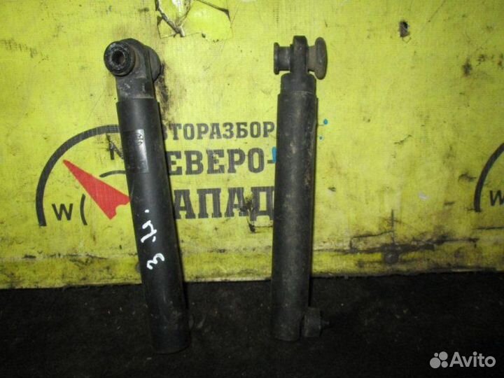 Амортизатор багажника Bmw X5 E70 N63B44