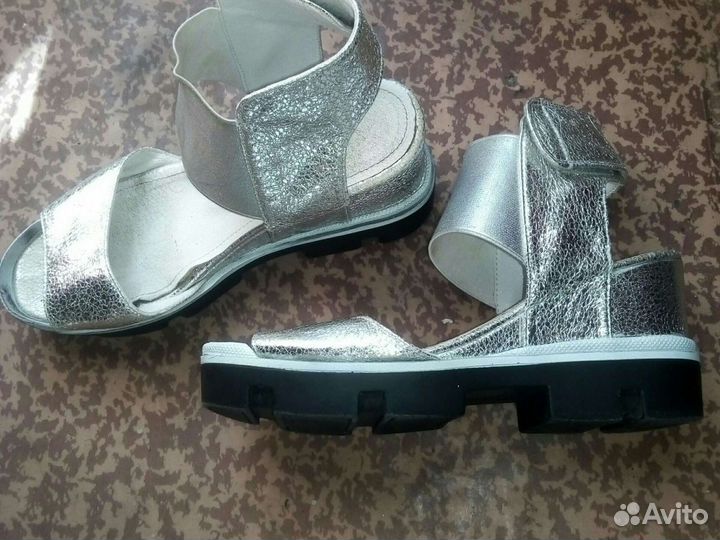 Обувь женская 39 размер