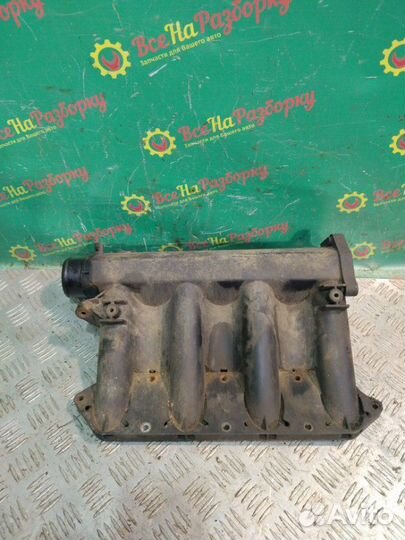 Впускной коллектор Mercedes-Benz Vito W638 2.0