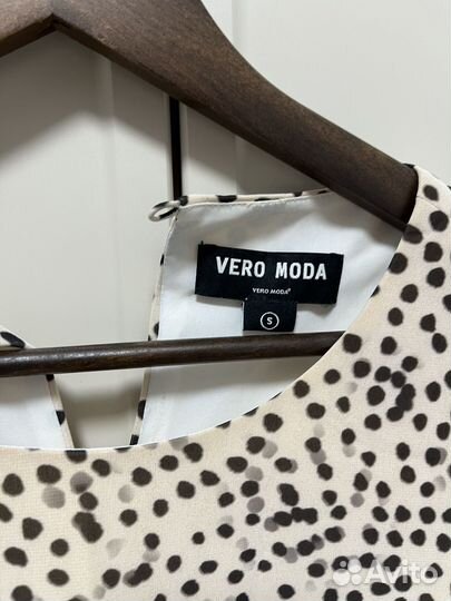 Платье 42 размер