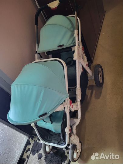 Коляска для двойни, погодок Motherknows