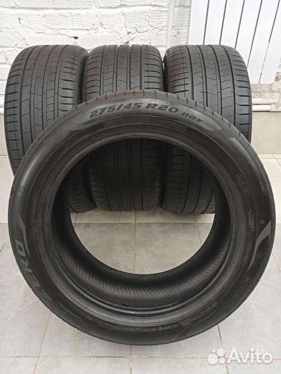 Pirelli P Zero 275/40 R20 и 305/40 R20 112Y
