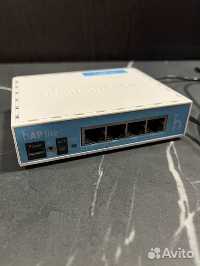 Маршрутизатор Mikrotik hAP lite