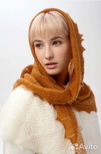 Оренбургский пуховый треугольный платок