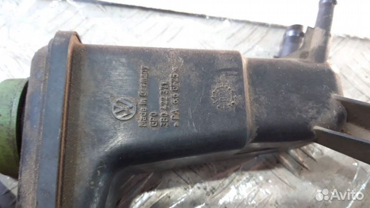 Бачок гидроусилителя Volkswagen Passat B5