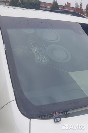 Лобовое стекло Toyota land Cruiser 200 /Выезд