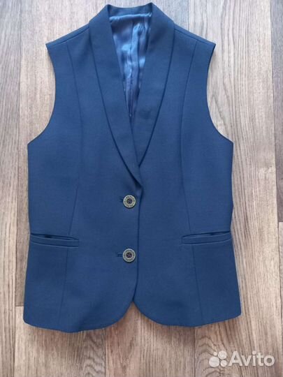 Жилетка для девочки школьная