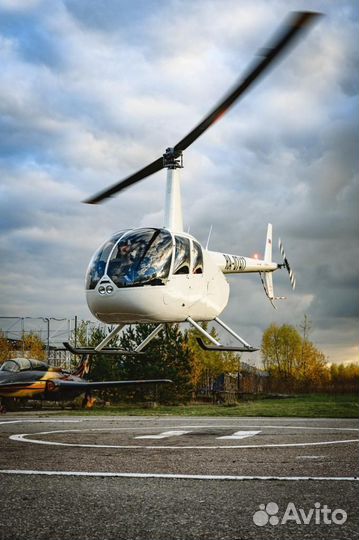 Полет на вертолете. Прогулка вокруг Москвы