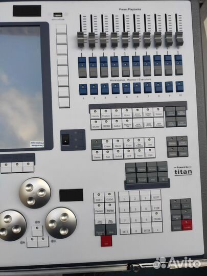 Avolites tiger touch консоль световая