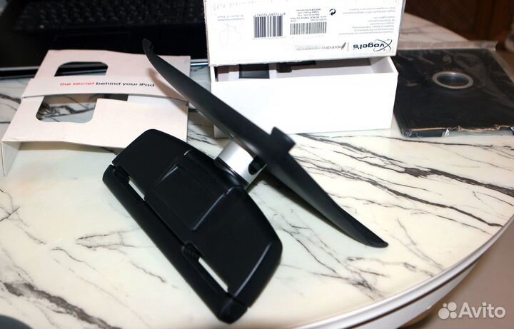 Новое крепление для планшета iPad Vogels в салон