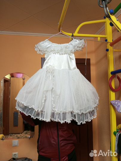 Платье праздничное для девочки 3-4 лет