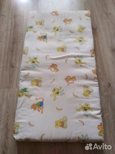 Кровать манеж