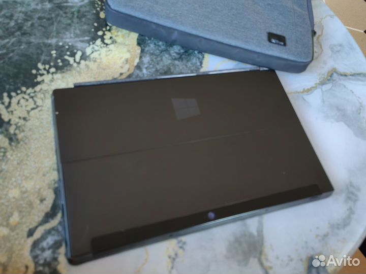Планшет на windows 10 + клавиатура+сумка