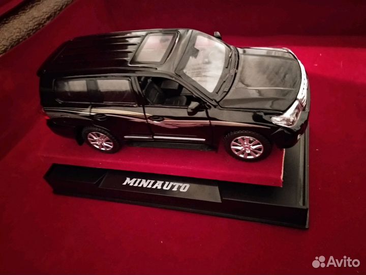 Toyota land cruiser 200