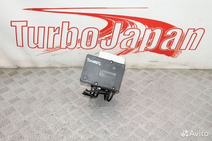 Блок ABS Volkswagen Touareg 1 7L 3.2 л 7L0614111H