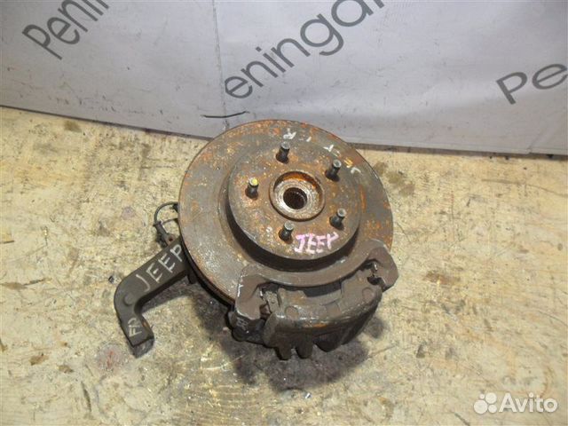 Ступица (кулак, цапфа) передняя правая Jeep