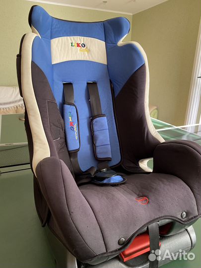 Кресло автомобильное, с рождения и до 5-6 лет